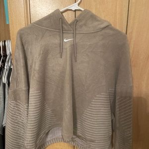 Cropped Nike Sweatshirt